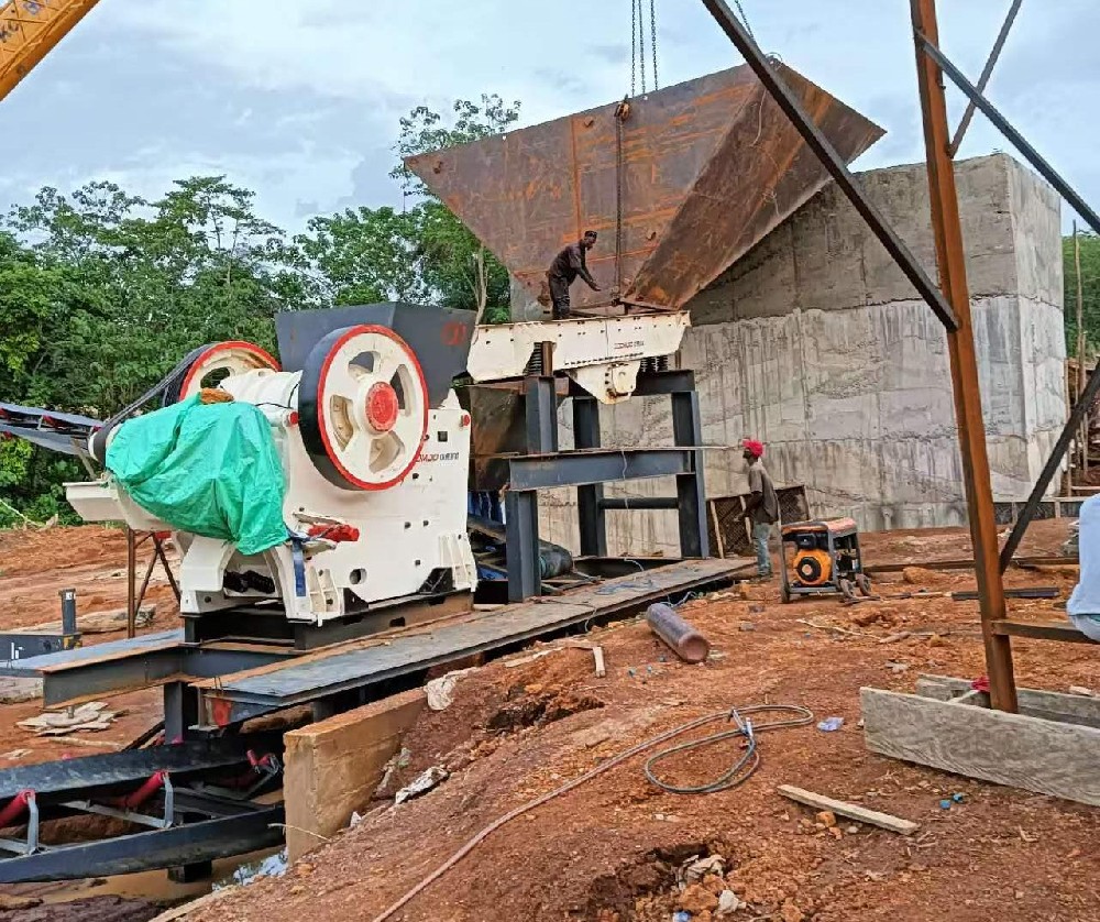 A customer from Cambodia purchased a production line from  Shifu Environmental  Company, which can crush 150-200 tons per hour.