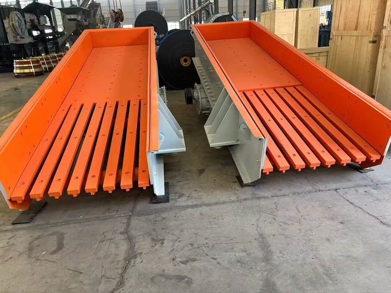Vibrating feeder